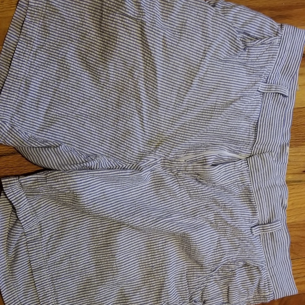 Mens seersucker shorts medium